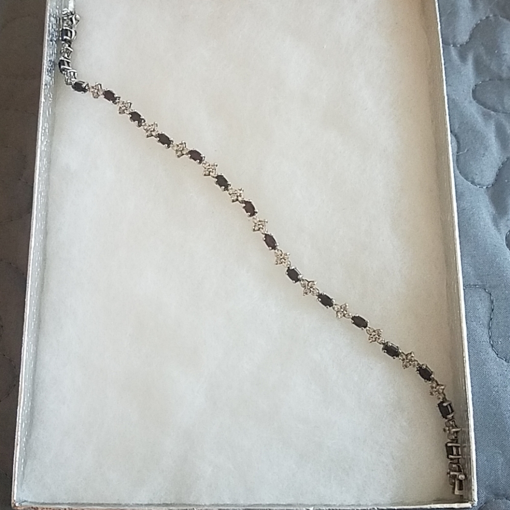Silver,Garnett and zirconia bracelet